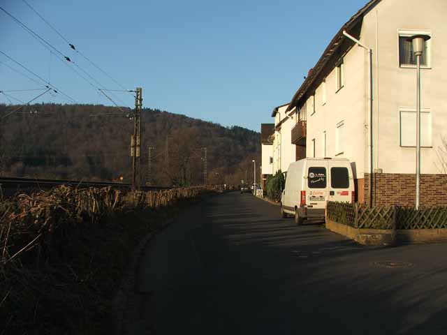 tour_09_Weg_an_der_Bahn_2